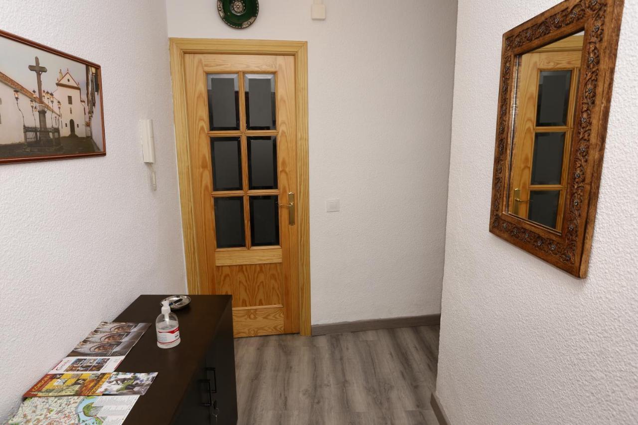 Apartment Calle San Basilio - Patios. Aparcamiento Gratis *