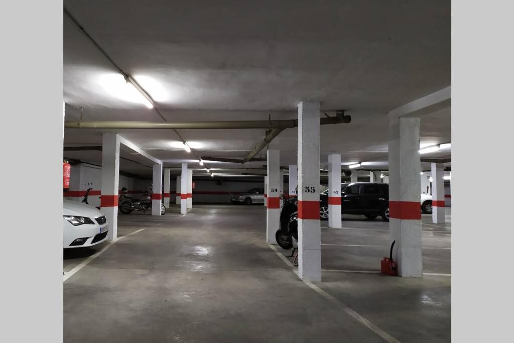 Apartment Calle San Basilio - Patios. Aparcamiento Gratis